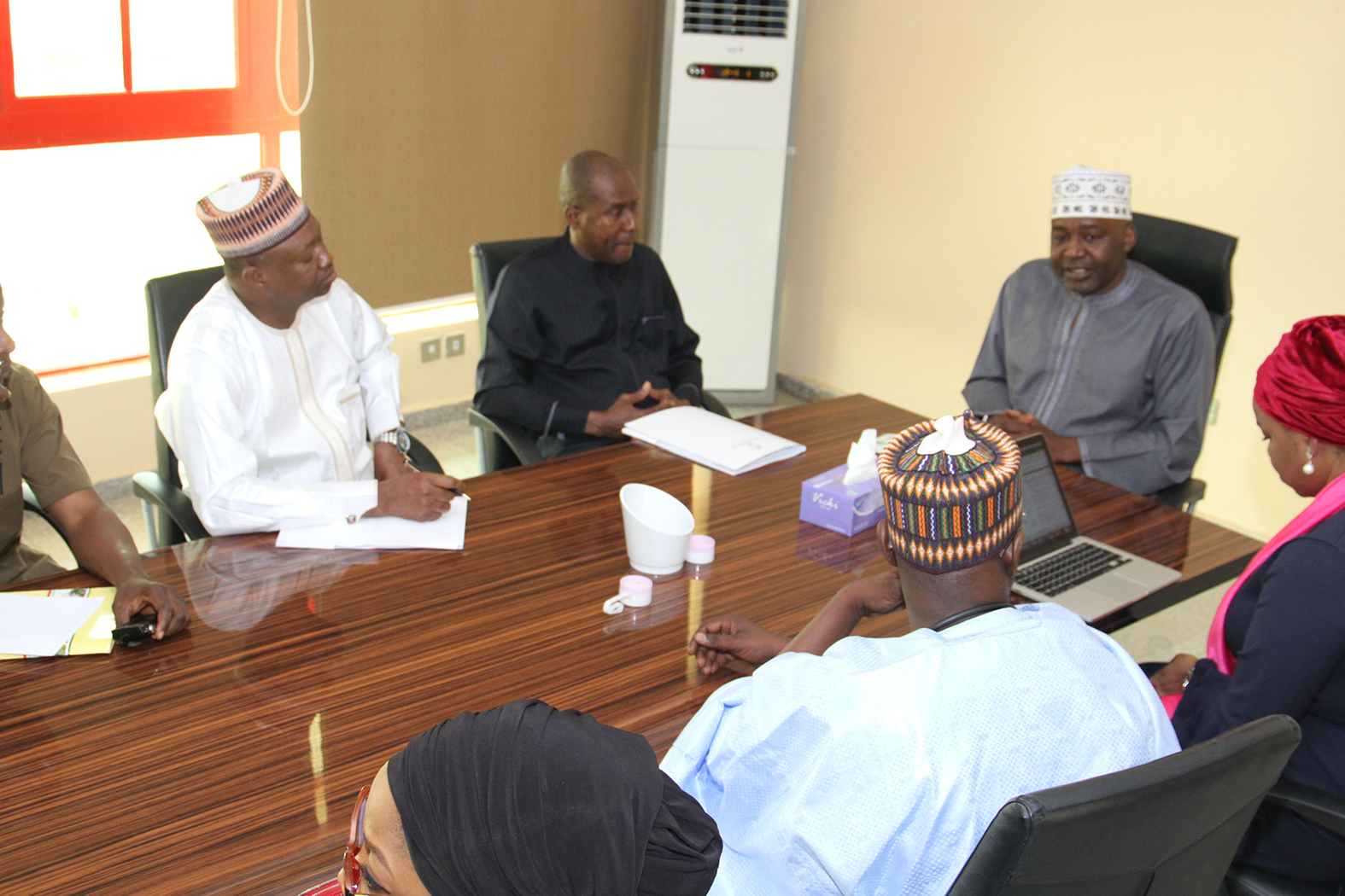 MD in a  collaborative meeting between REA and Jigawa State Government for Development of Solar Mini-Grids and Jigawa Energy City at the Deputy Governor’s office in Jigawa State, 8th February, 2018