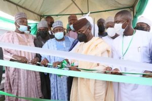 VP Osinbajo Launches First 100,000 Units Of SHS Under SPN Programme